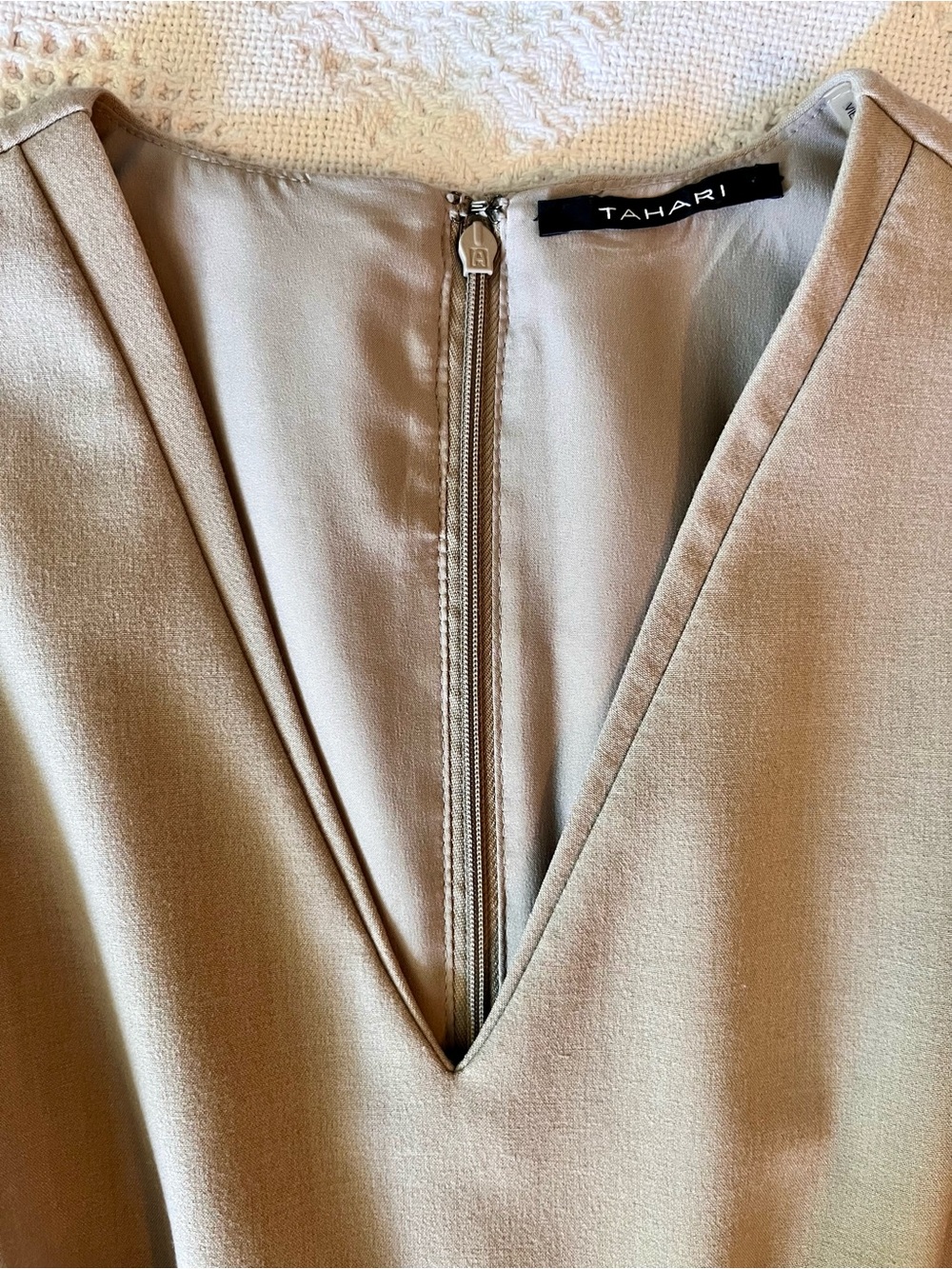 Tahari Beige V-Neck Fitted Sheath Dress with Elegant Layered V Tailored Slimming - Picture 3 of 6